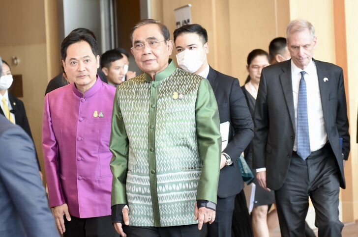 พล.อ.ประยุทธ์ จันทร์โอชา พล.อ.ประยุทธ์ จันทร์โอชา