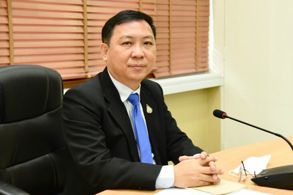 นายสัตวแพทย์สมชวน รัตนมังคลานนท์ อธิบดีกรมปศุสัตว์