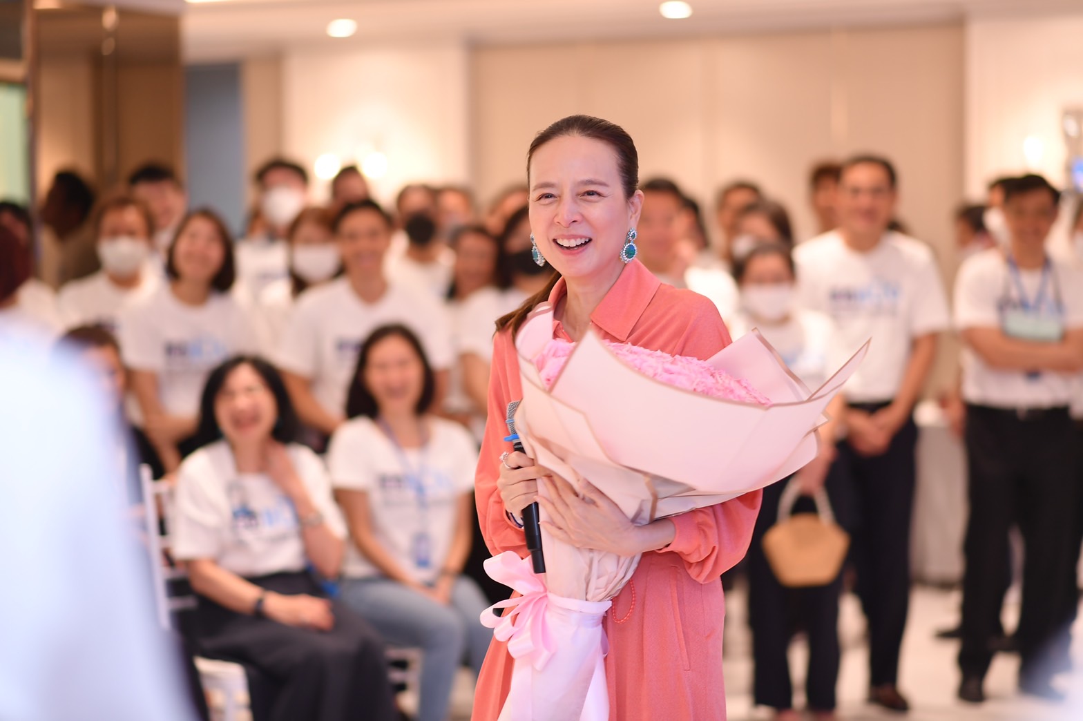 มาดามแป้ง : คนวงการธุรกิจ-ประกัน ร่วมอวยพรวันคล้ายวันเกิด ครบ 57 ปี