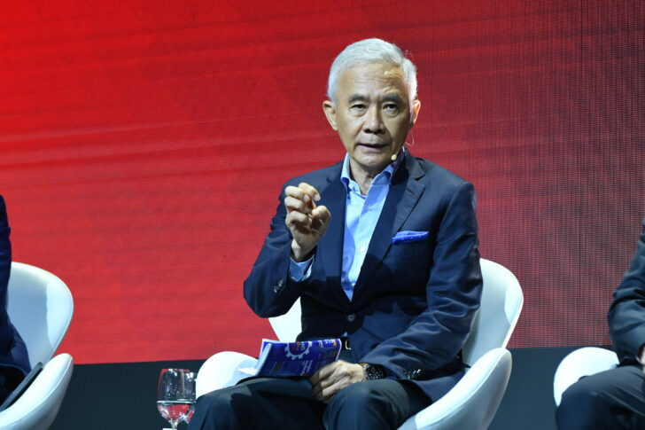 สุวัจน์ ลิปตพัลลภ สุวัจน์ ลิปตพัลลภ