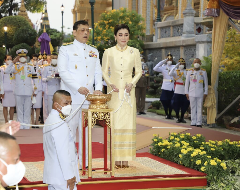 พระบาทสมเด็จพระเจ้าอยู่หัว