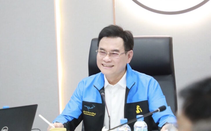 นายจุรินทร์ ลักษณวิศิษฏ์ นายจุรินทร์ ลักษณวิศิษฏ์