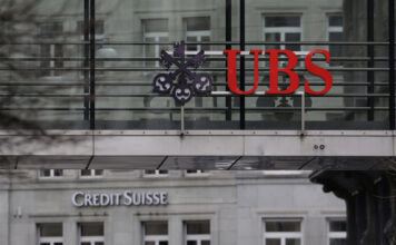 UBS ซื้อเครดิตสวิส