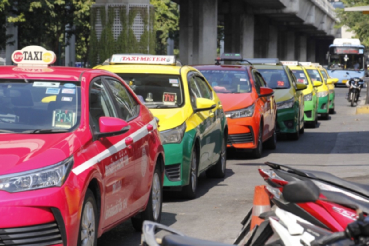 สถิติร้องเรียนรถโดยสารสาธารณะกว่า 1.7 หมื่นครั้ง พบส่วนใหญ่ไม่สุภาพ