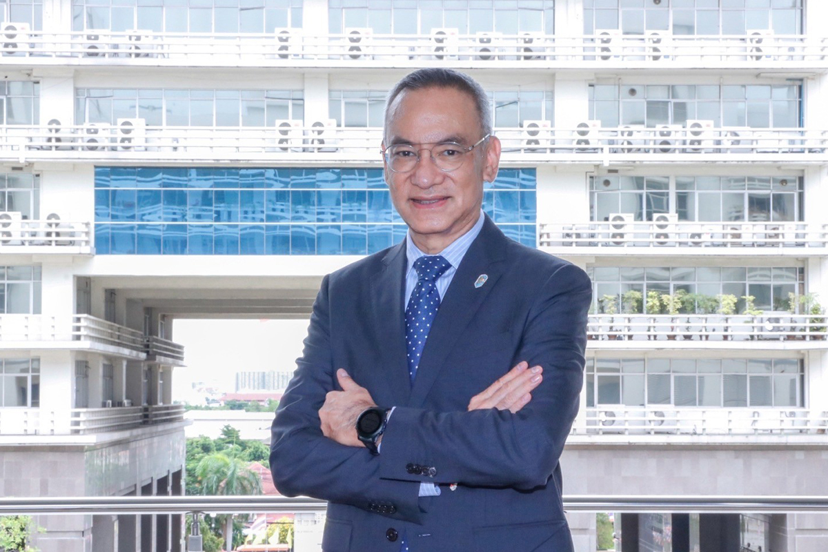 ภูสิต รัตนกุล เสรีเริงฤทธิ์ ระดมทูตพาณิชย์ ดันส่งออกปี’66 โต 2%