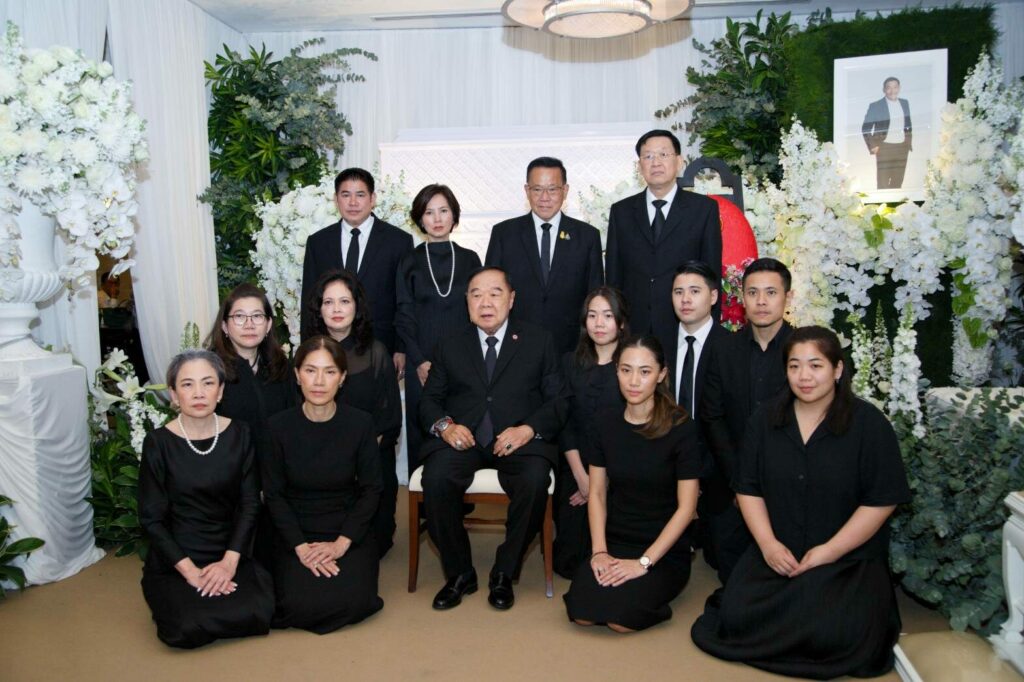 พล.อ.ประวิตร วงษ์สุวรรณ 
