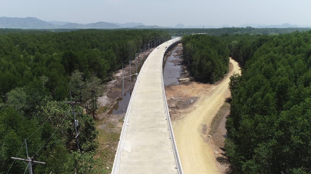 สะพานข้ามคลองดู