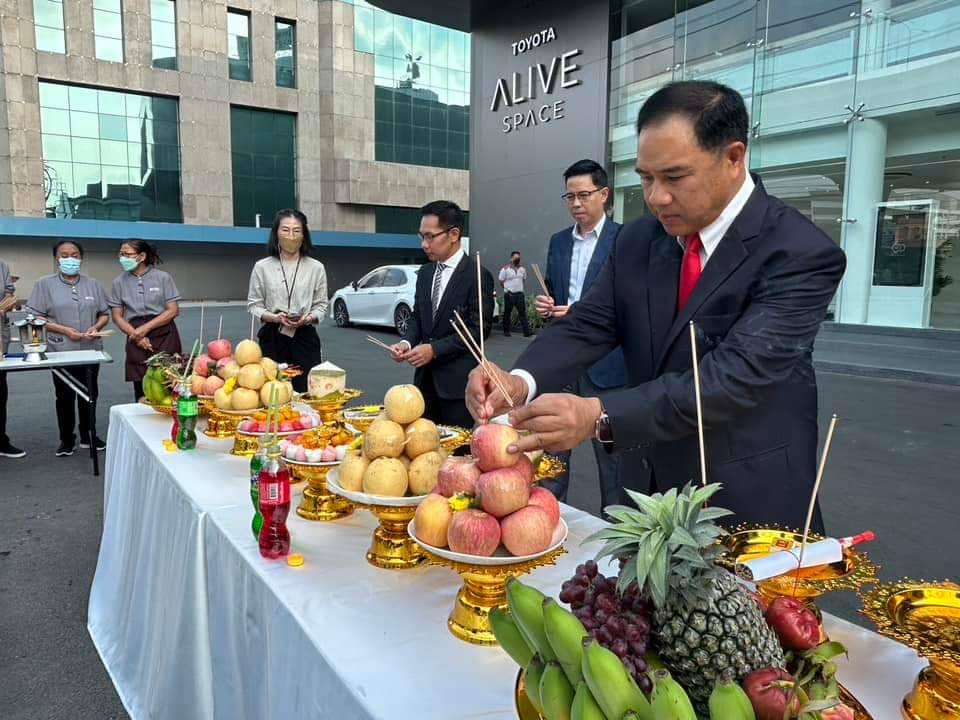 กลินท์ สารสิน รับตำแหน่งประธานคณะกรรมการบริษัท โตโยต้า มอเตอร์ วันแรก