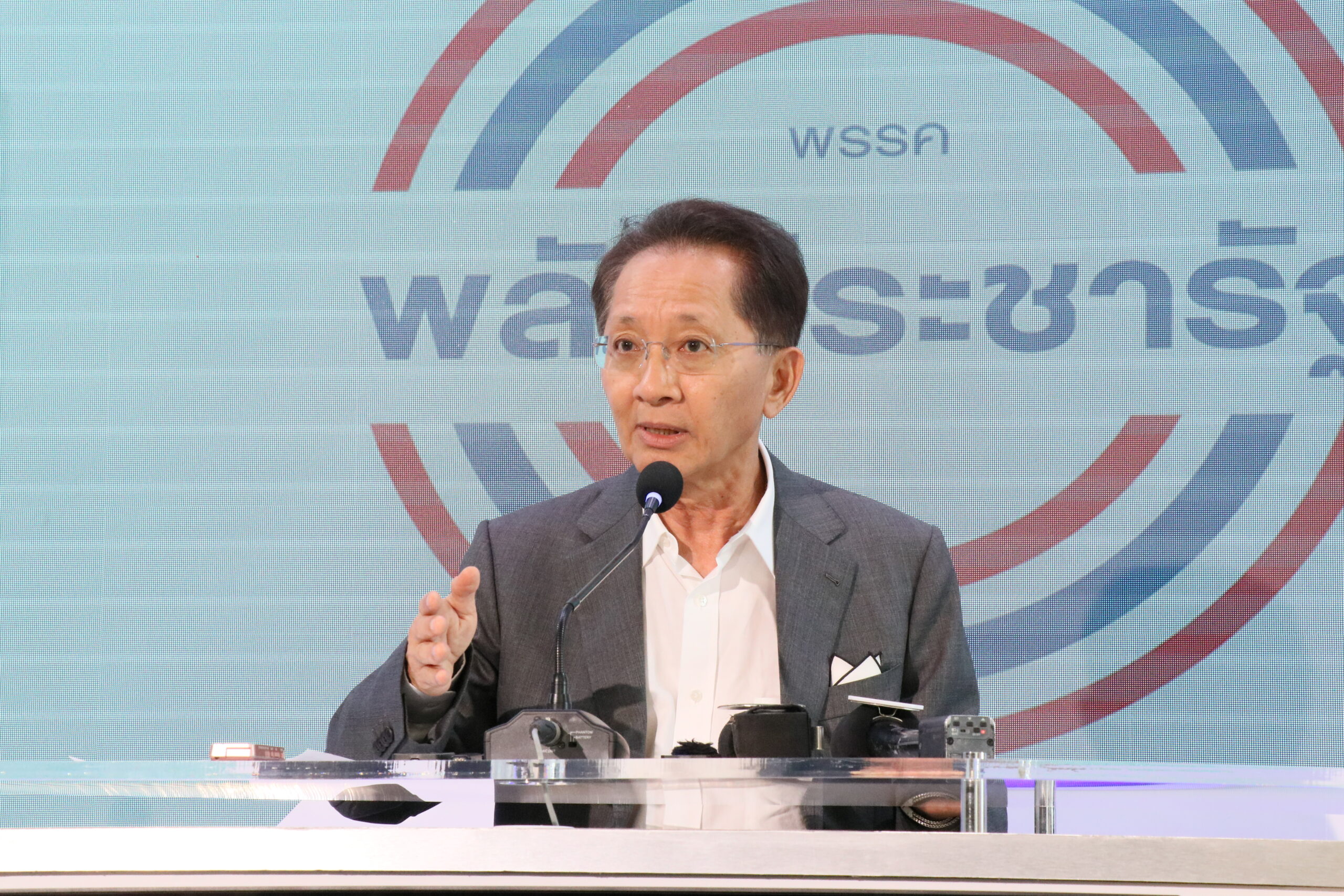 ธีระชัยฟันธง เงินดิจิทัลวอลเลต 1 หมื่นบาท ติดล็อกกฎหมาย 2 ฉบับ