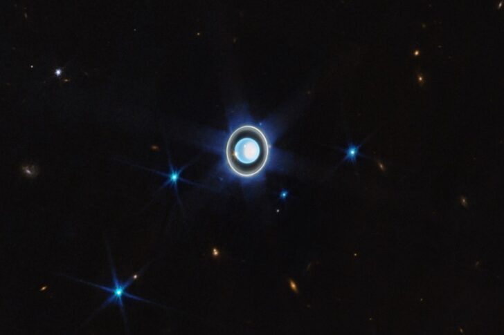 NASA เปิดภาพดาวยูเรนัสพร้อมวงแหวนสีฟ้า คมชัดสุดเท่าที่เคยมีมา