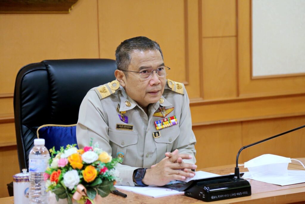 นายเข้มแข็ง ยุติธรรมดำรง
