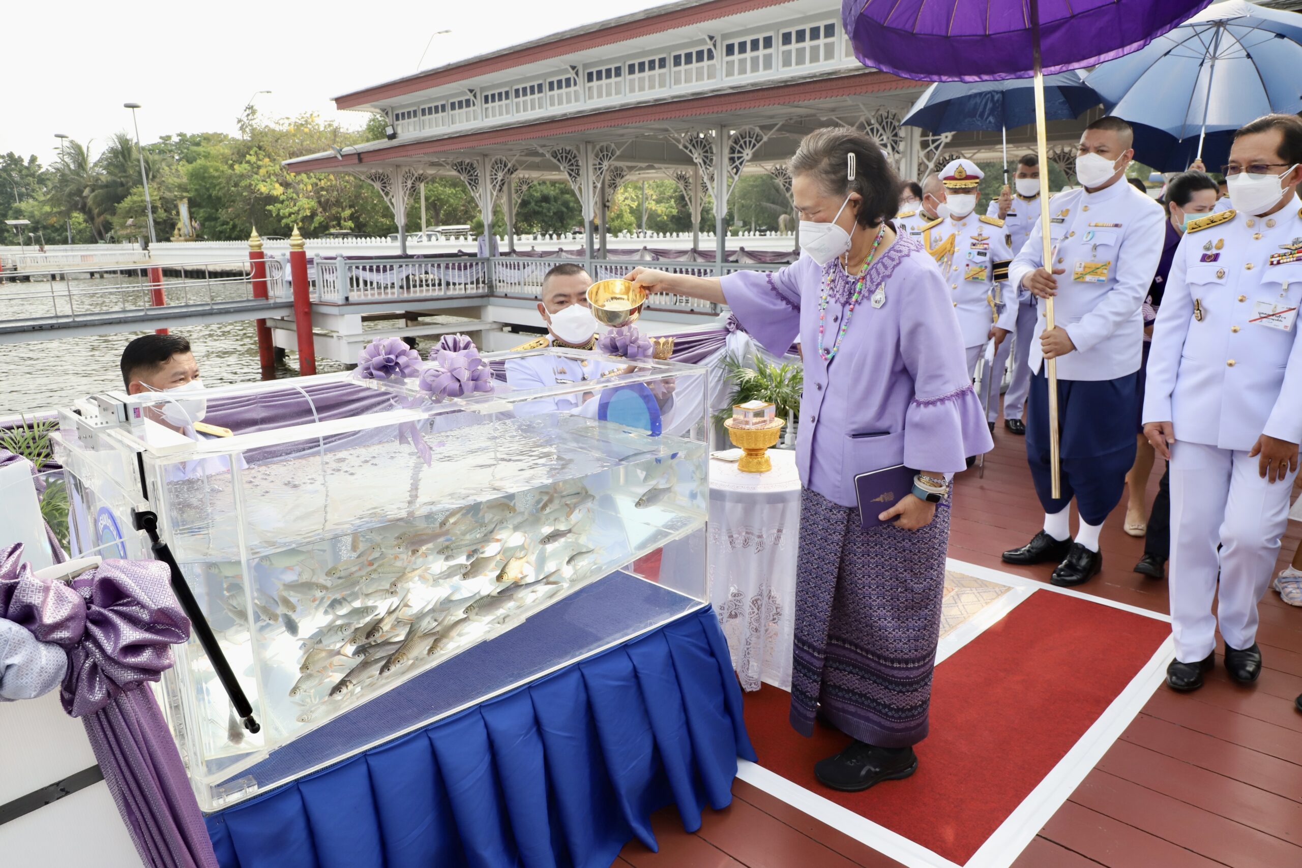 กรมสมเด็จพระเทพฯ ทรงปล่อยพันธุ์สัตว์น้ำ เนื่องในวันคล้ายวันพระราชสมภพ 2 เมษายน