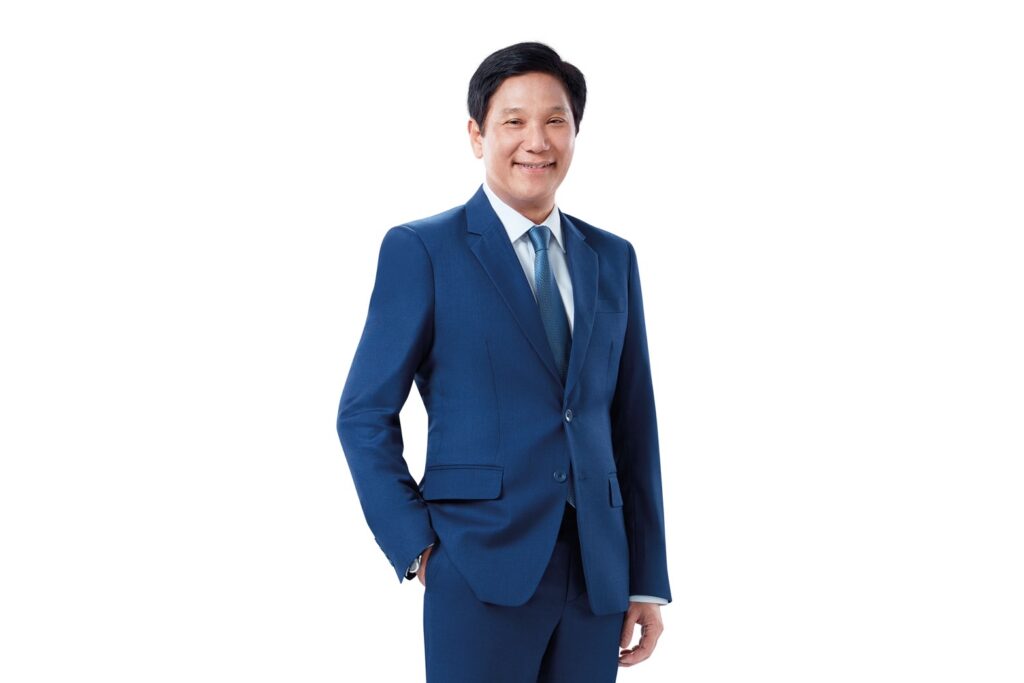 นายดิษทัต ปันยารชุน 