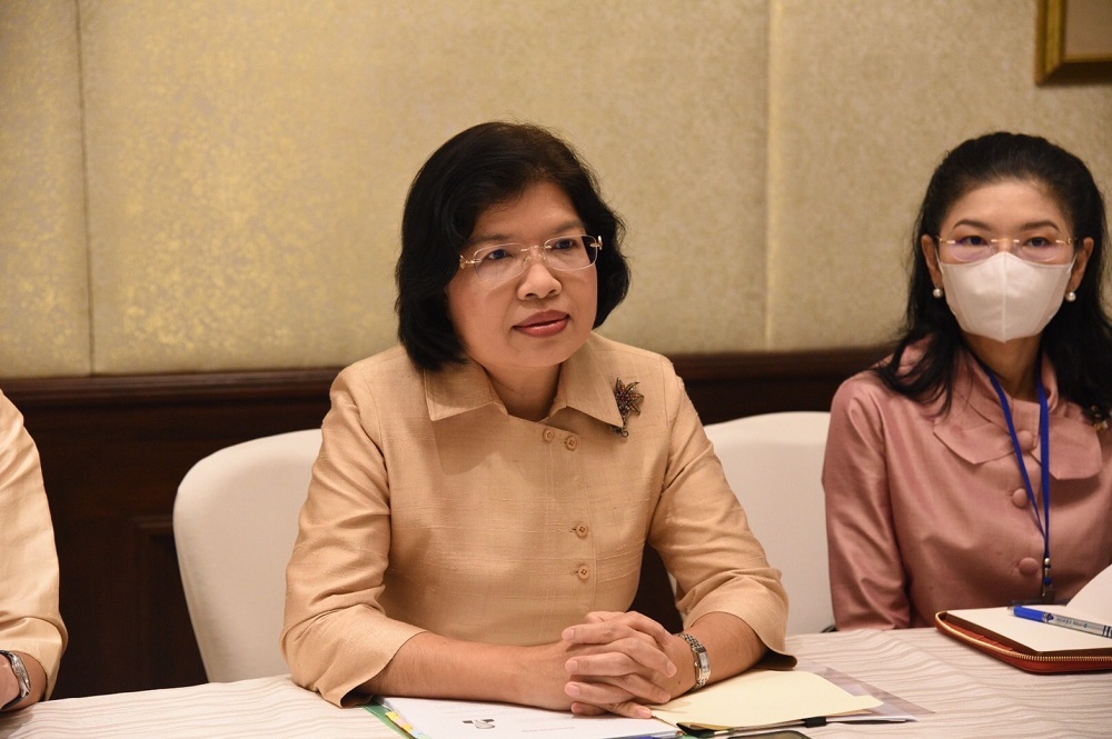 อรมน ทรัพย์ทวีธรรม