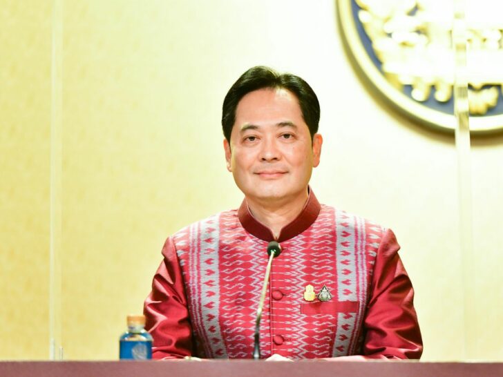 นายอนุชา บูรพชัยศรี นายอนุชา บูรพชัยศรี