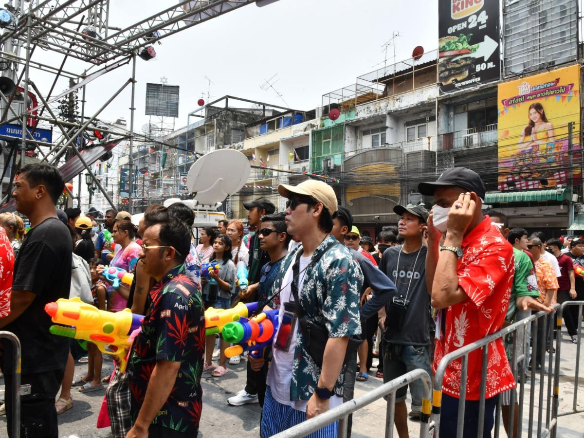 กทม.กำหนดเส้นทางเล่นน้ำ ถนนข้าวสาร เตรียมพร้อมรับเหตุฉุกเฉิน