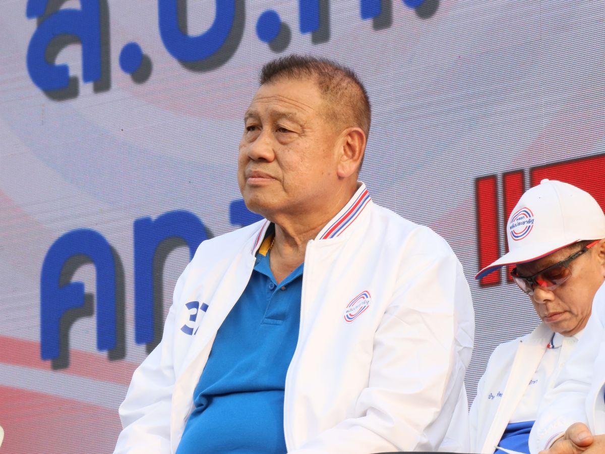 วิรัช แก้มปริ คนโคราช ล้น เวทีปราศรัย เปิดตัว บ้านใหญ่รัตนเศรษฐ