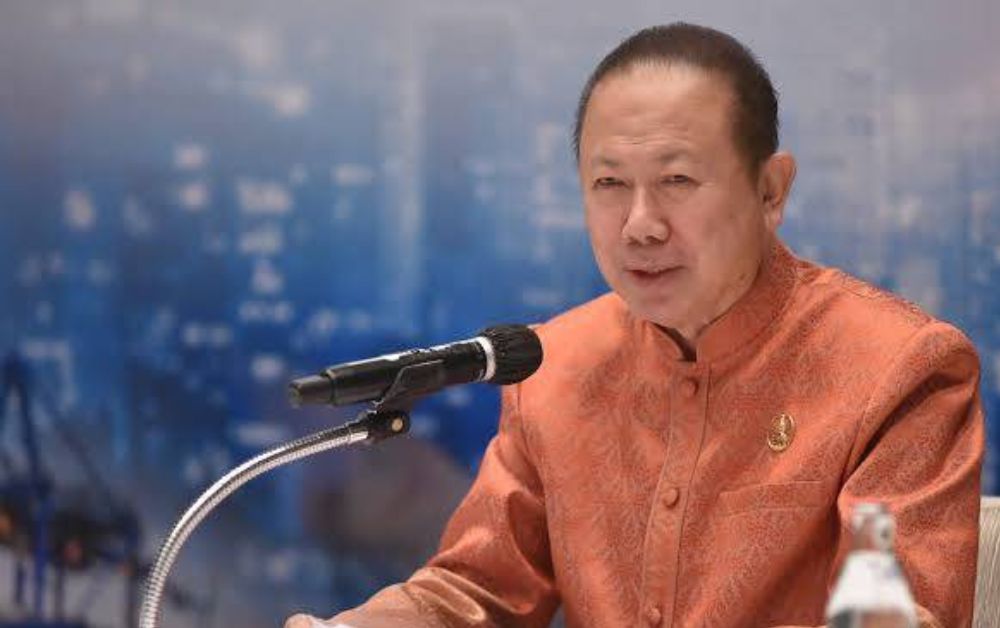 ประธานหอการค้า ชี้โพลเลือกตั้ง 66 ปลุกพรรคการเมืองสู้ศึกโค้งท้าย