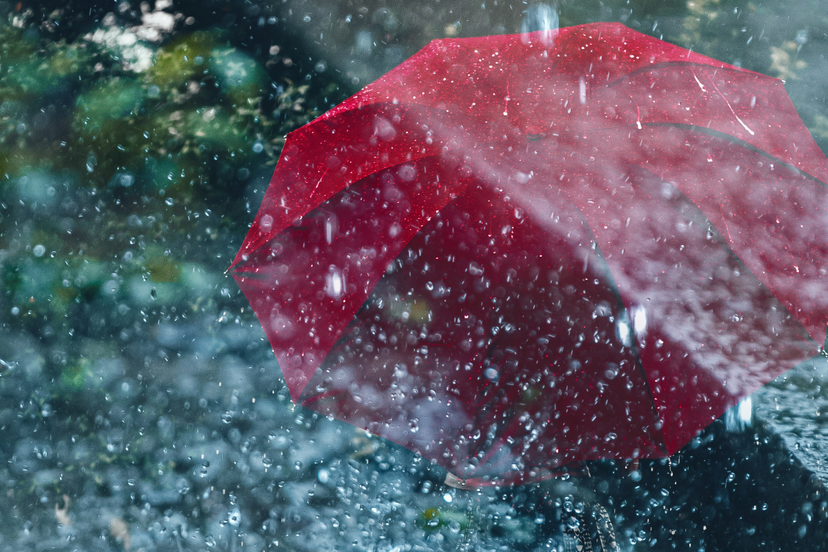 กรมอุตุฯเตือน 35 จังหวัด “ฝนตกหนักถึงหนักมาก-คลื่นลมแรง” ฉบับที่ 4