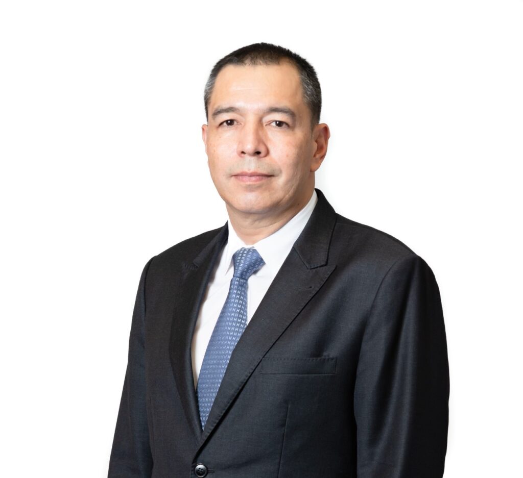 นายวราห์ สุจริตกุล