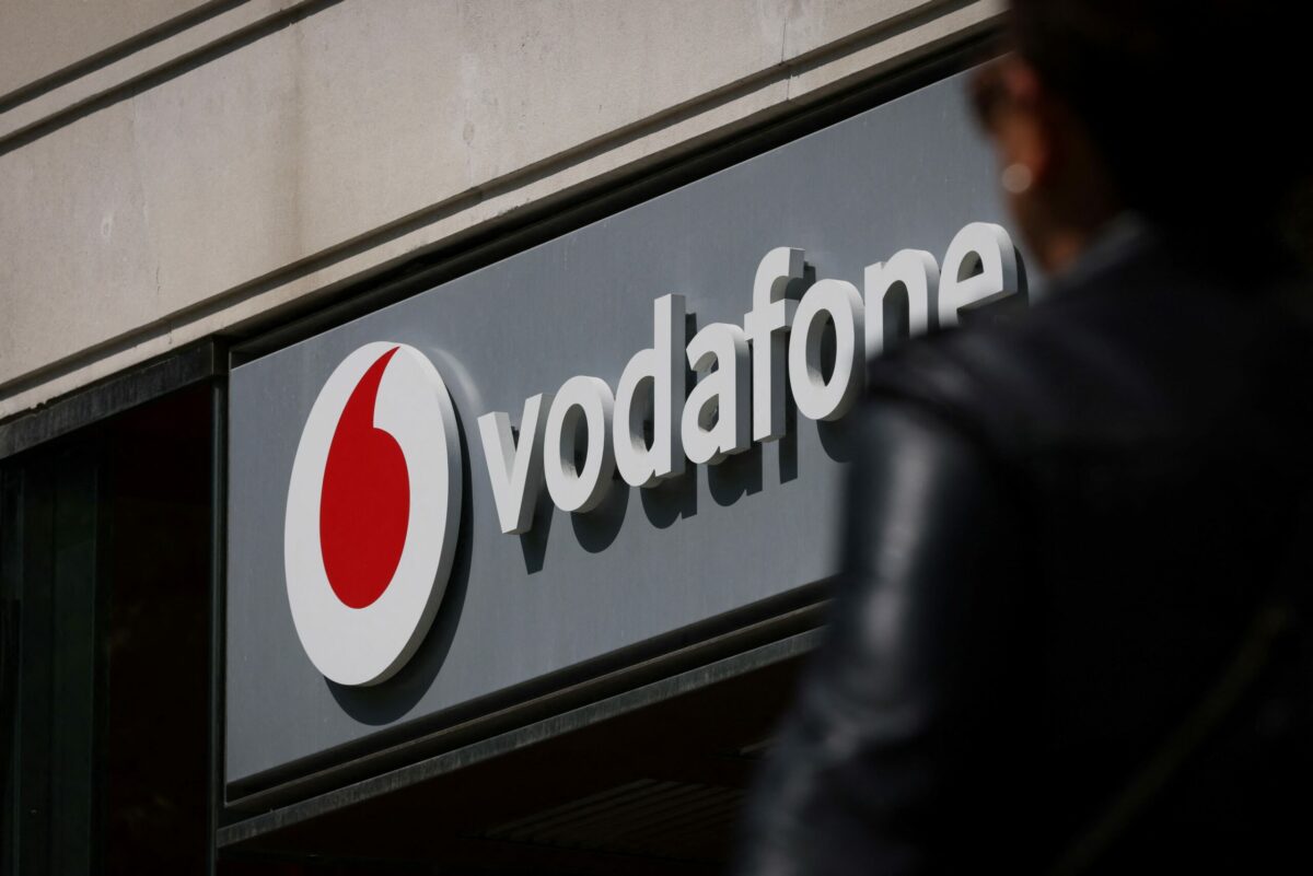 ตลาดโทรคมนาคมอังกฤษระส่ำ Vodafone ปลดพนักงาน 1.1 หมื่นคน