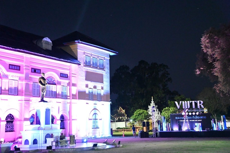 ชวนถ่ายรูปเช็คอิน 15 จุดแสง ที่ไม่ควรพลาดในงาน วิจิตร 5 ภาค@ เชียงราย “หลงแสงเวียง ที่เจียงฮาย”