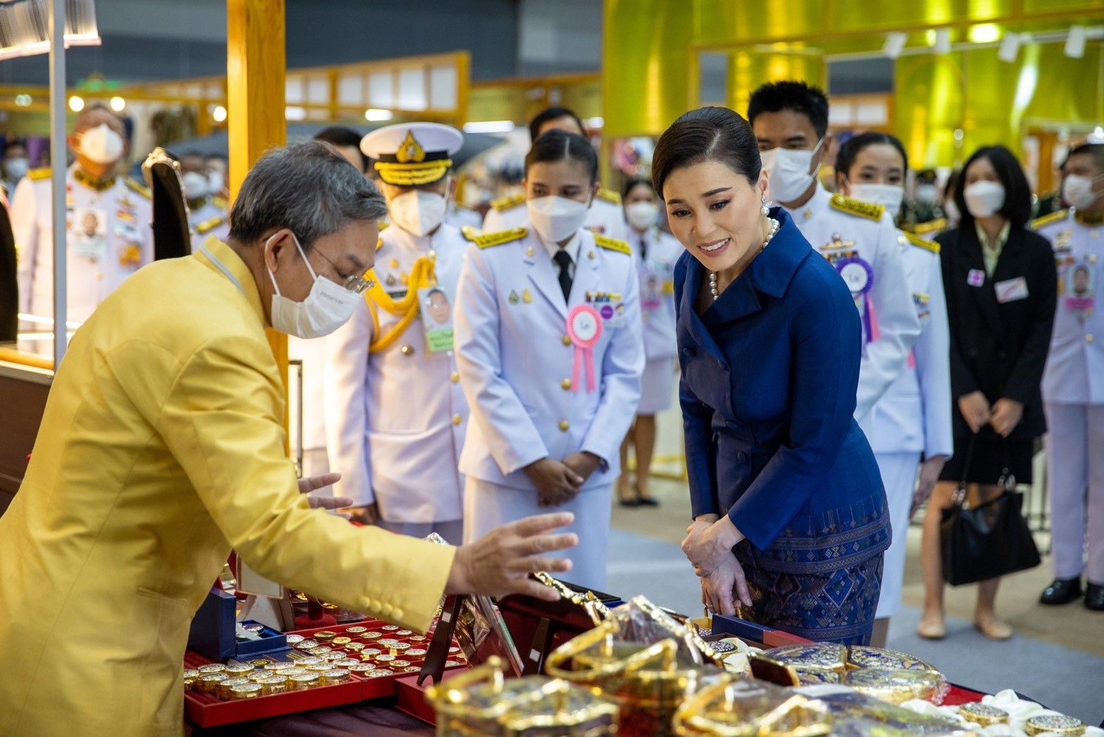 สมเด็จพระนางเจ้า ฯ พระบรมราชินี เสด็จพระราชดำเนินไปทรงเปิดงาน “อัตลักษณ์แห่งสยาม ครั้งที่ 14”