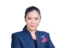 นางสาวฐาปนีย์ เกียรติไพบูลย์
