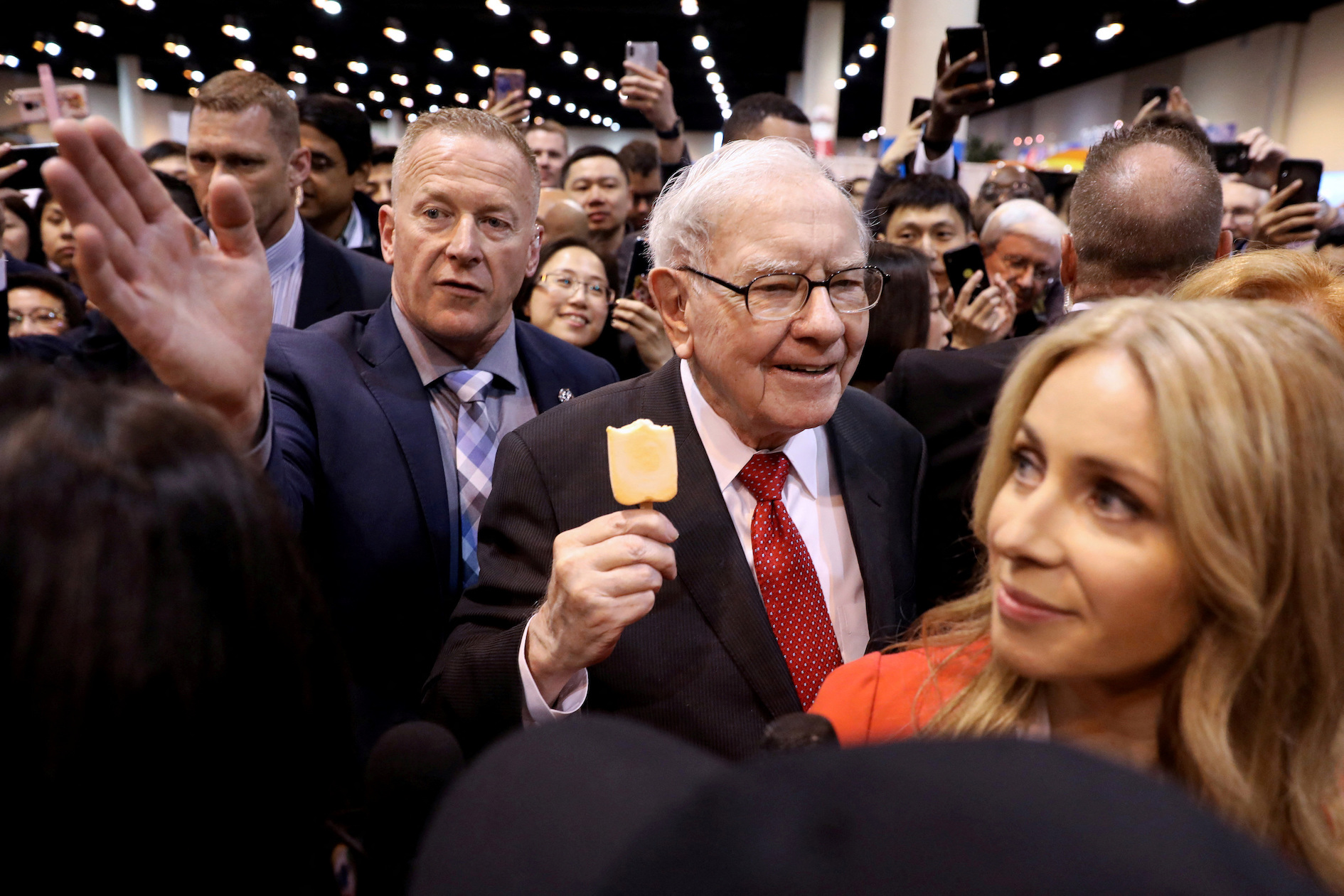 สรุปประเด็นไฮไลต์ วอร์เรน บัฟเฟตต์ พูดกับผู้ถือหุ้น Berkshire Hathaway