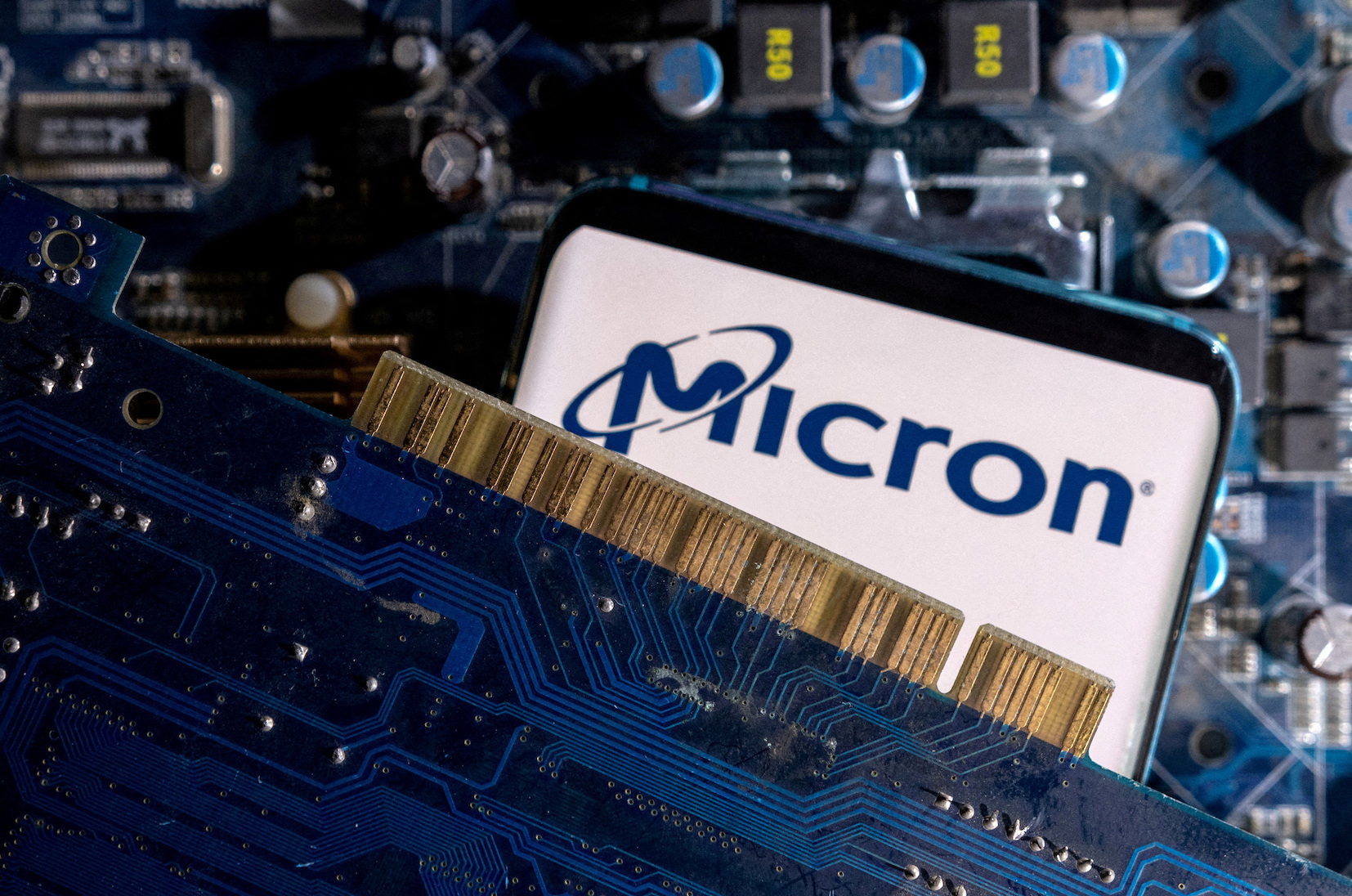 จีนแบนชิป Micron จากสหรัฐ อ้างความมั่นคง คาดรายได้หายปีละ 3,388 ล้านดอลลาร์