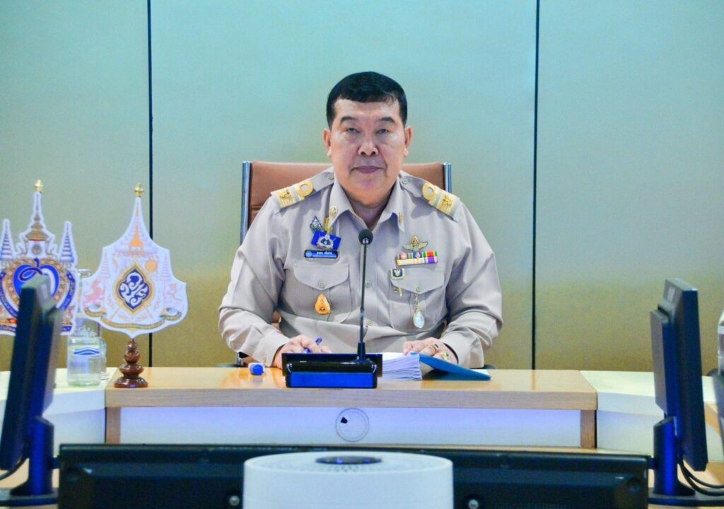 นายวินิต อธิสุข