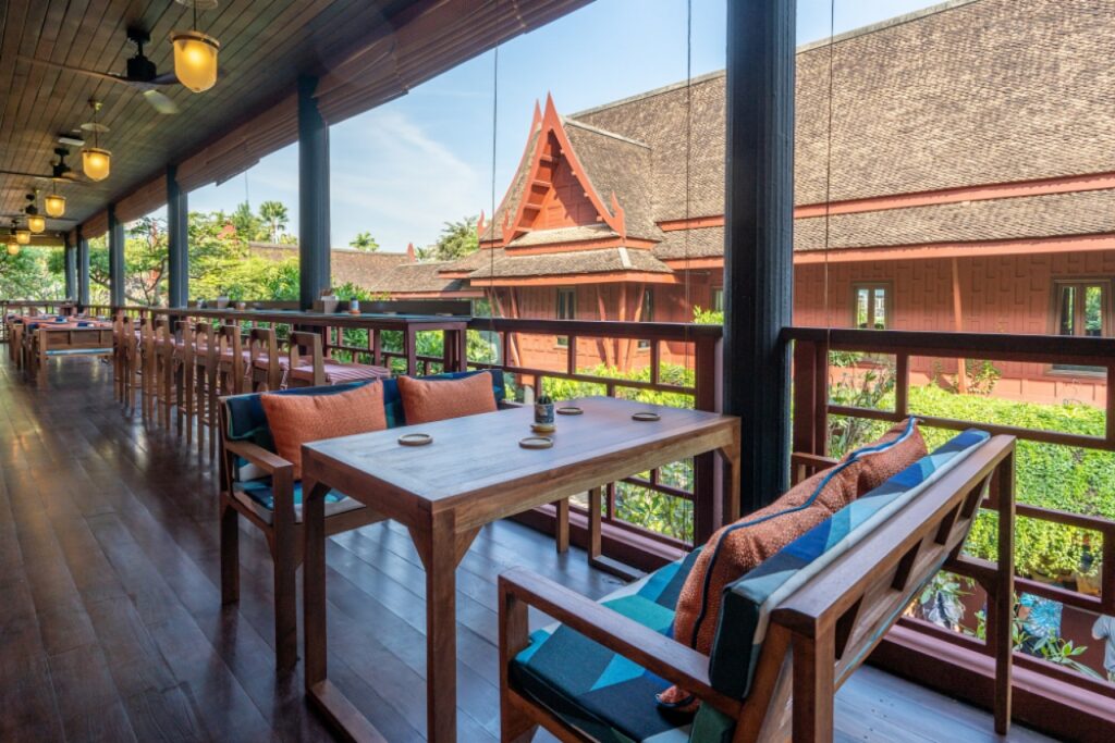 จิม ทอมป์สัน เปิด “JIM'S TERRACE”