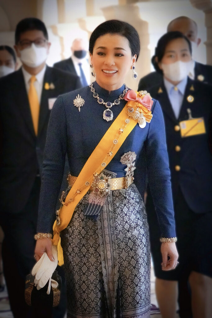 พระราชินี 