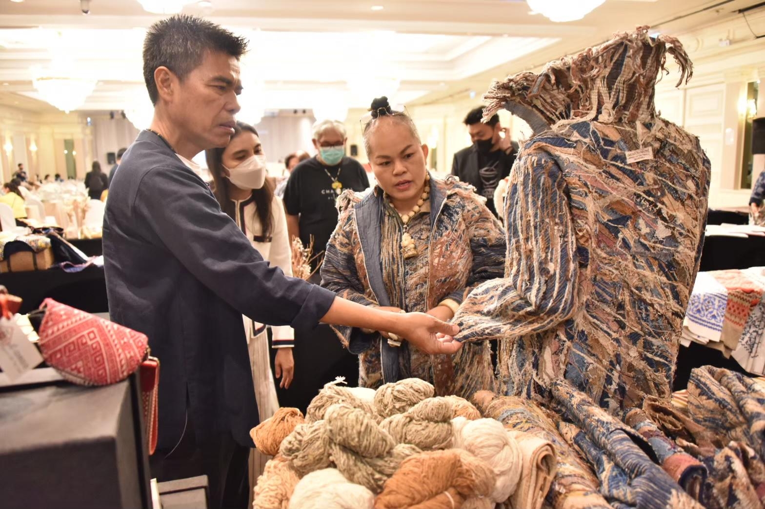 sacit ติดอาวุธเอกชน 700 ราย ด้านหัตถศิลป์ไทย ลุยตลาดดิจิทัล
