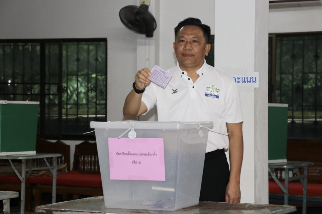 นิรัตน์ พงษ์สิทธิถาวร ผู้ว่าราชการจังหวัดเชียงใหม่
