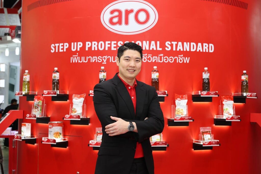 นายธนิศร์ เจียรวนนท์