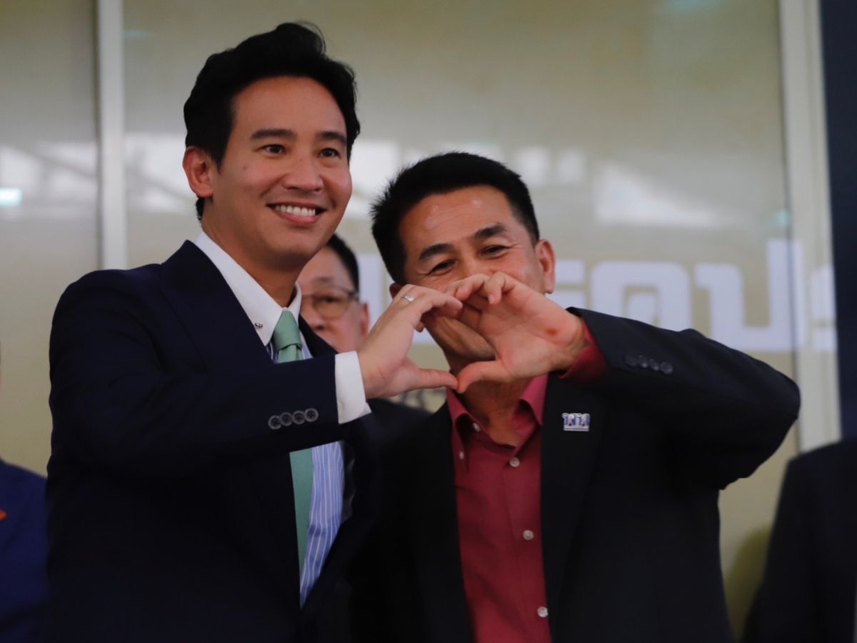 ตั้งประธานสภา ก้าวไกลขอหารือ เพื่อไทย 2 พรรค 