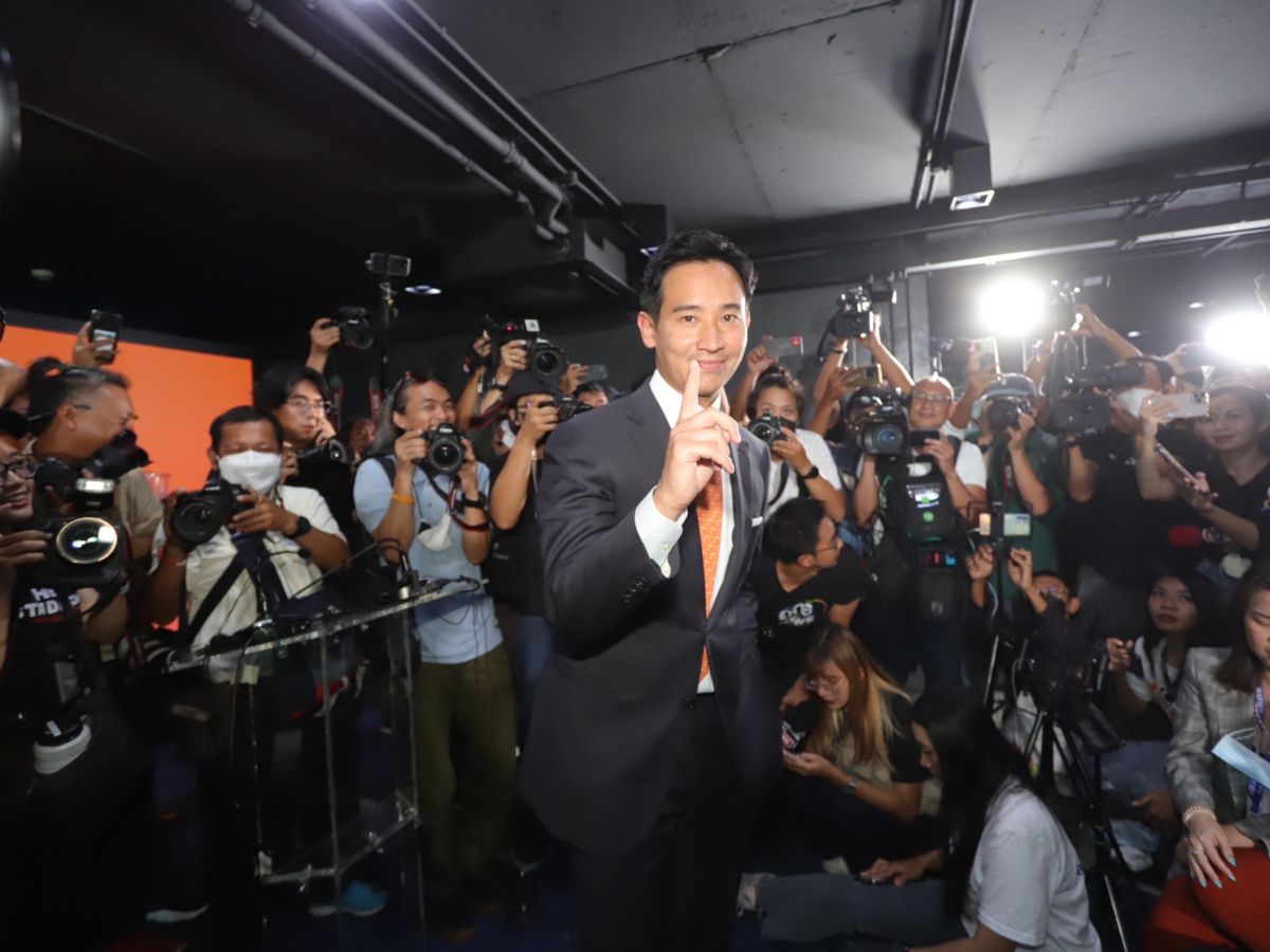 พิธาเปิดโรดแมป 6 พรรค 309 เสียง จัดรัฐบาล ตั้งทีมเปลี่ยนผ่านอำนาจ