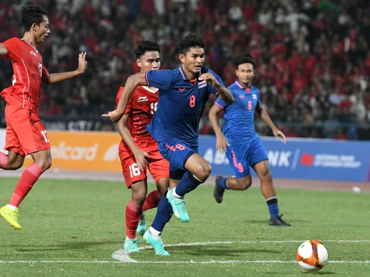 บอลทีมชาติไทยชายแพ้อินโดนีเซีย ต่อเวลา 2-5 เหรียญเงินซีเกมส์ 2 สมัยติด