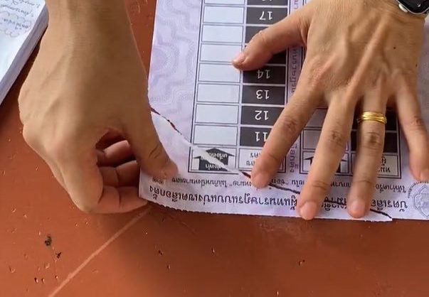 กกต. ประชุมด่วน หลังกรรมการประจำหน่วย ทำบัตรเลือกตั้งขาด