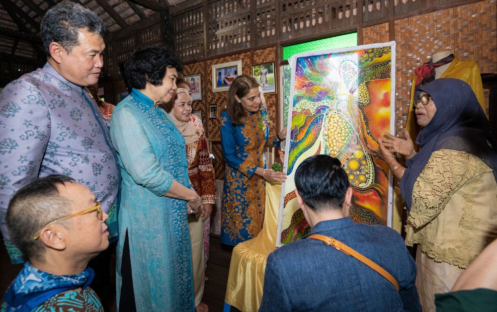 บาติกโมเดล ต้นแบบการพัฒนางานคราฟต์ตามแนว Fashion Sustainable