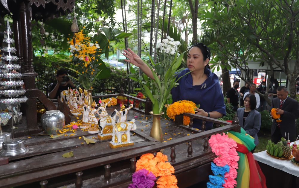 จัดพิธีไหว้ศาล “ประชาชาติธุรกิจ” ก้าวสู่ปีที่ 47