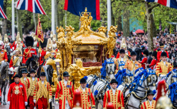 พระราชพิธีบรมราชาภิเษกช่วยเศรษฐกิจอังกฤษ