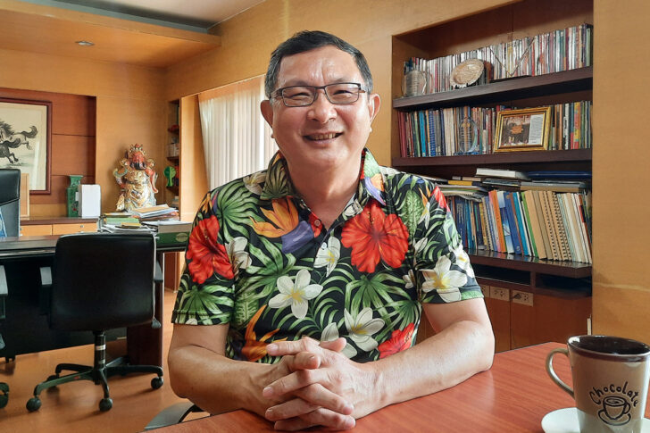 สมชาย ทองคำคูณ สมชาย ทองคำคูณ