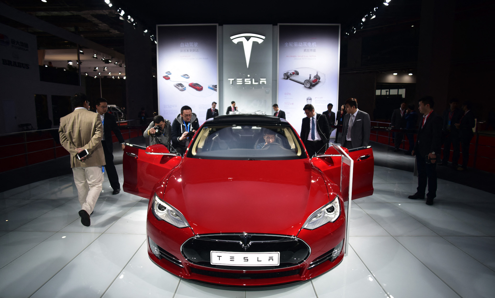 Tesla ต้องเรียกคืนรถกว่า 1.1 ล้านคันในจีน พบปัญหาระบบควบคุมความเร็ว 