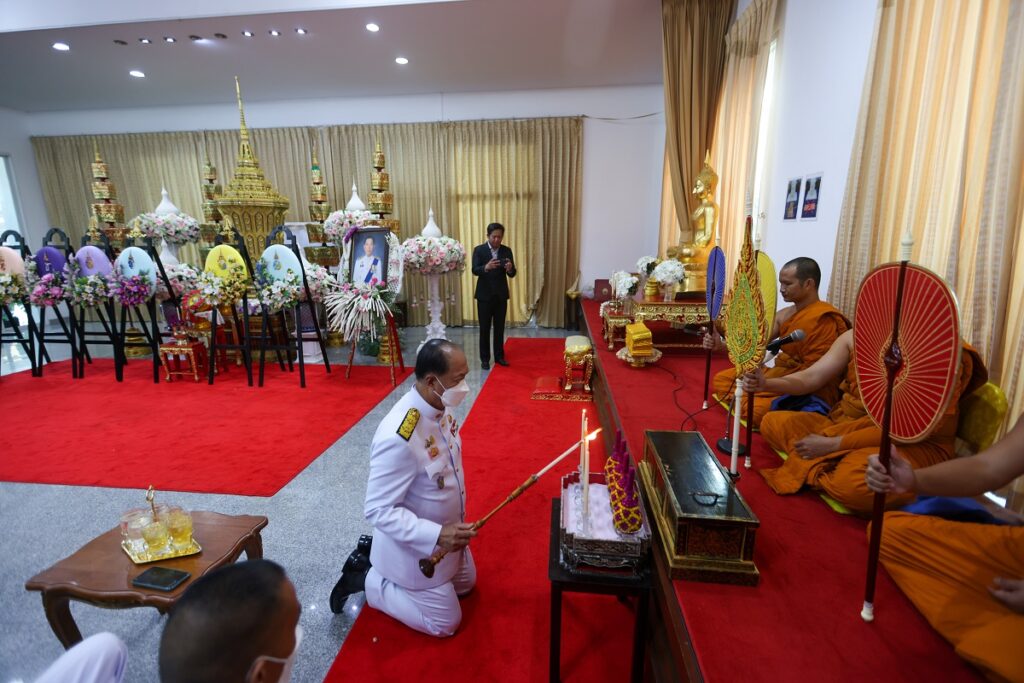 พระราชทานน้ำหลวงอาบศพ สวดพระอภิธรรม "ณรงค์ศักดิ์ โอสถธนากร"