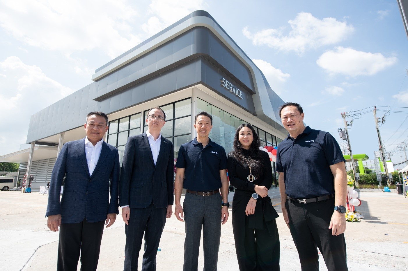 SUSCO Beyond เปิดโชว์รูมรถยนต์ไฟฟ้า BYD แห่งแรก สาขาประตูน้ำพระอินทร์