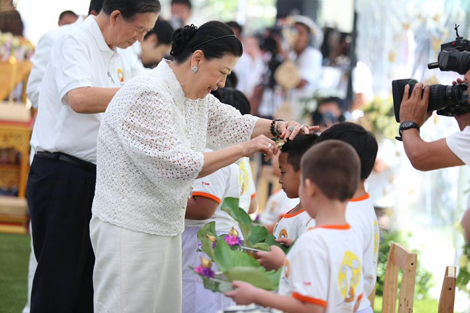คุณหญิงเทวี เจียรวนนท์ ภรรยาเจ้าสัวธนินท์ เสียชีวิตแล้ว