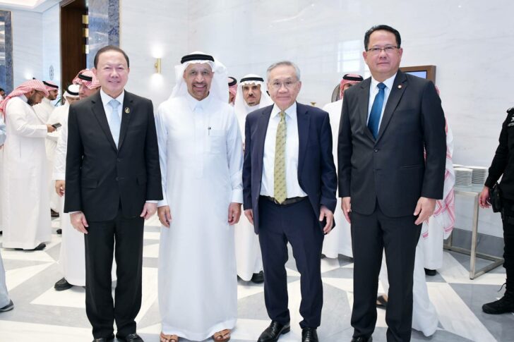 ดอน ผนึก หอการค้า นำทัพธุรกิจไทย 'OR -SCG-CPF' ลุยซาอุฯ ดอน ผนึก หอการค้า นำทัพธุรกิจไทย 'OR -SCG-CPF' ลุยซาอุฯ