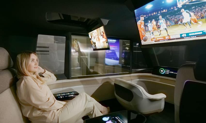 LG Car display